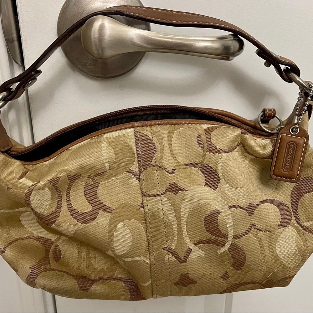 COACH Beige Clutch Signature Women’s Wristlet Mini Bag